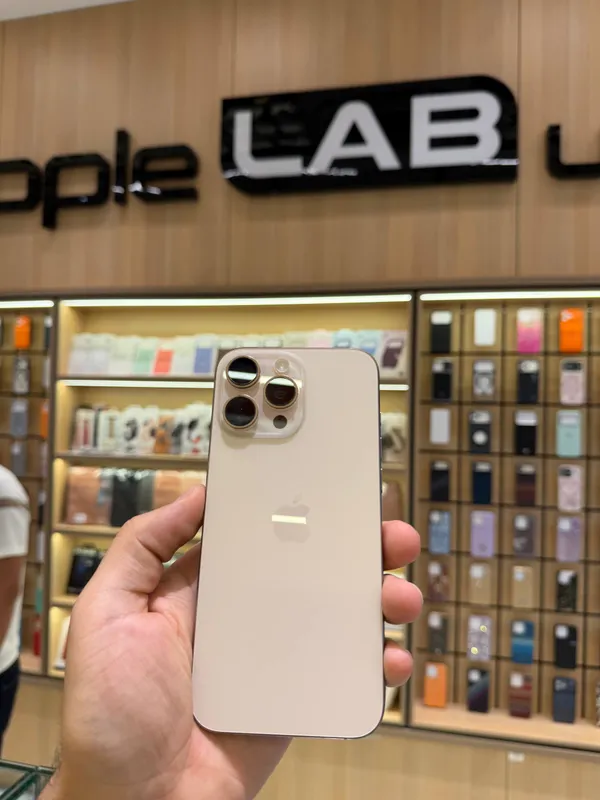 iPhone 16 Pro Max iPhone 16 Pro Max