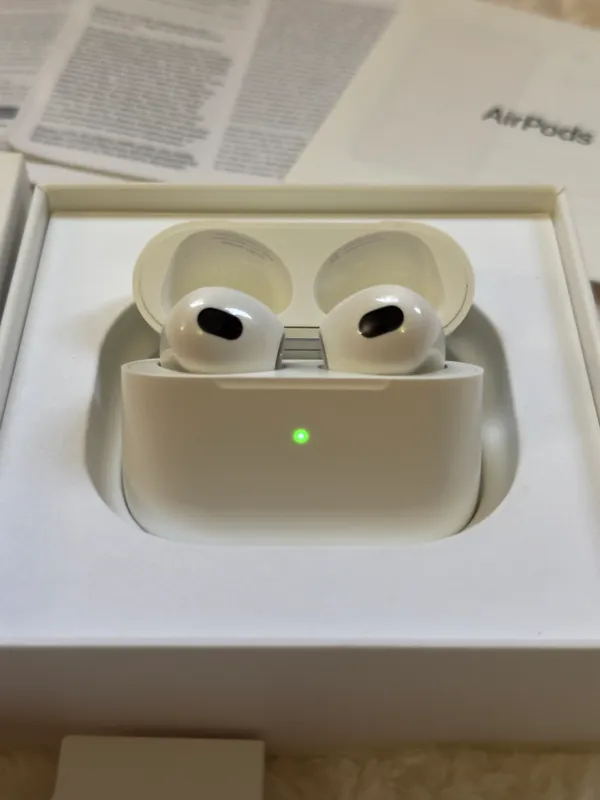 Apple AirPods 3 | Original 4 Apple AirPods 3 | Original 4