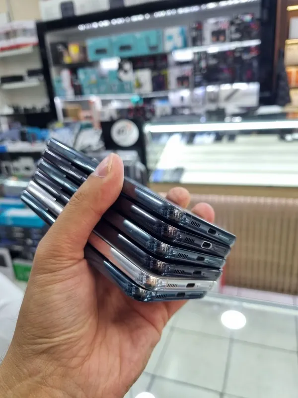 Samsung S 22 Plus 5 G 3