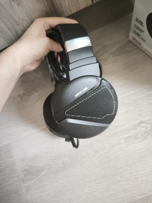 Продаются срочно игровые наушники НОВЫЕ 1 Продаются срочно игровые наушники НОВЫЕ 1