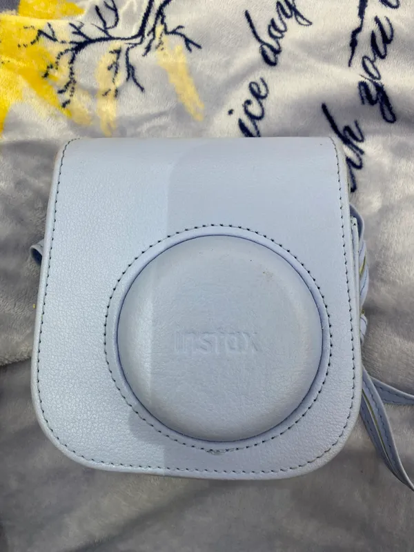 Fujifilm Instax Mini 12 (blue) 2