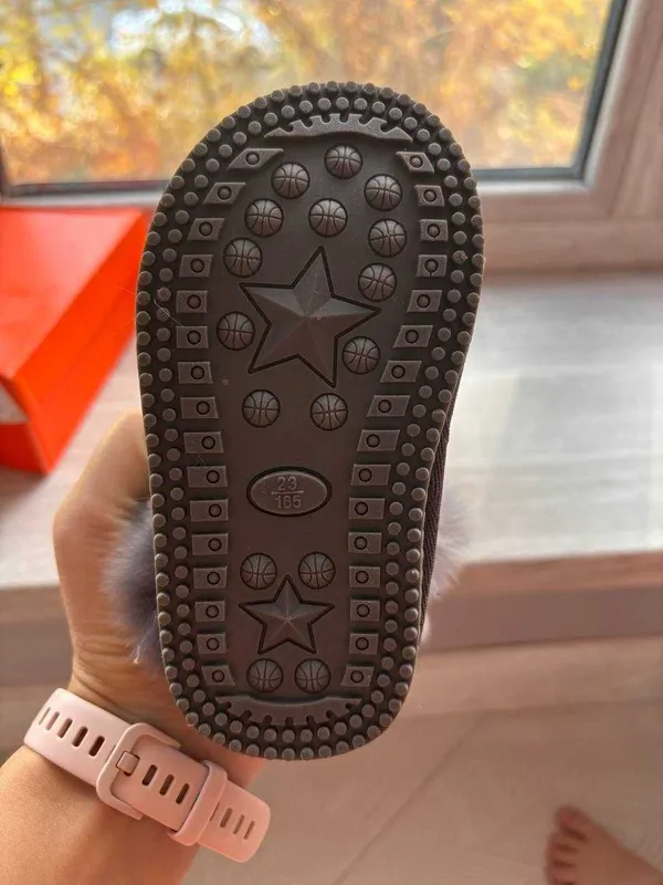 Детские сапожки adidas. Очень теплые. Размер 23. Цена 150 000 сум. 2 Детские сапожки adidas. Очень теплые. Размер 23. Цена 150 000 сум. 2