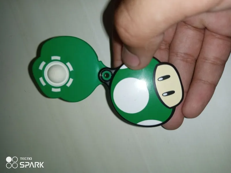 Коллекционые фигурки из Kinder surprise и Kinder joy продаю всё 2 Коллекционые фигурки из Kinder surprise и Kinder joy продаю всё 2