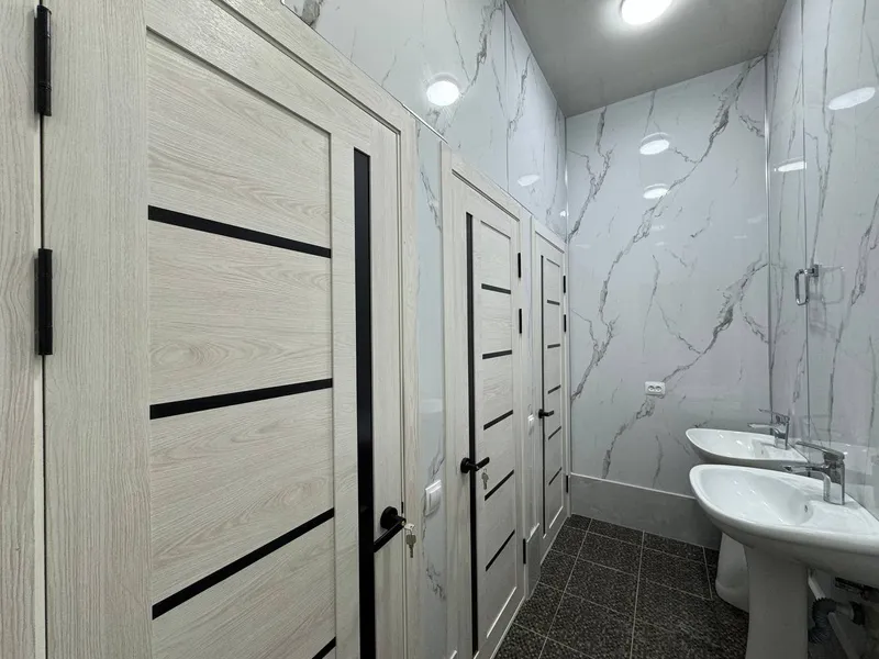 Ofis ijaraga beriladi, 2-qavat, 200 m2, Glinka 7