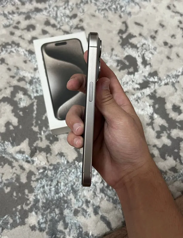 iPhone 15 Pro — фото 3