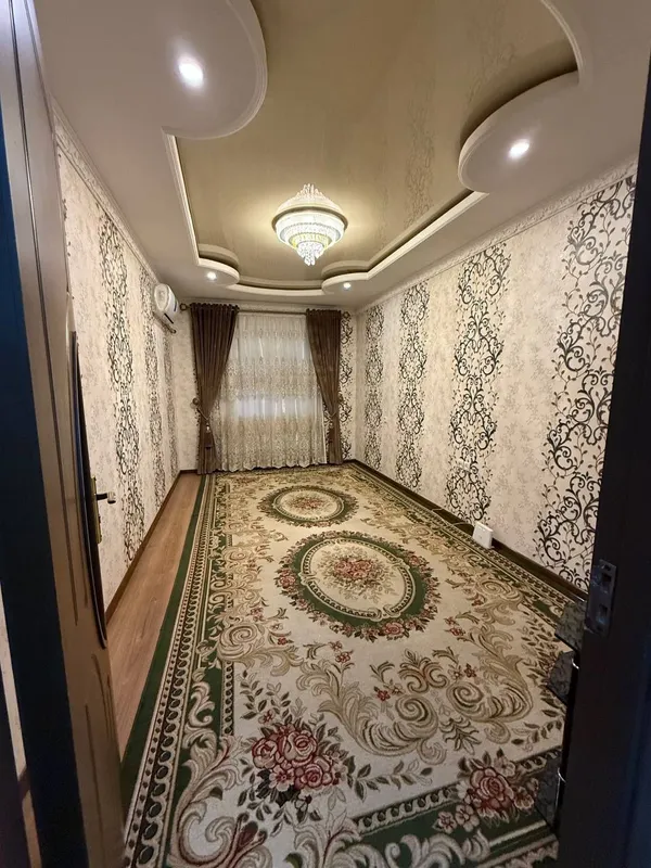 Сдаётся квартира рядом Метро 1