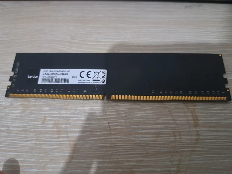 8 GB DDR RAM Lexar 2 8 GB DDR RAM Lexar 2