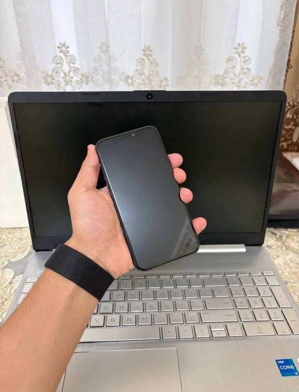 Iphone 11pro srochna 2 Iphone 11pro srochna 2