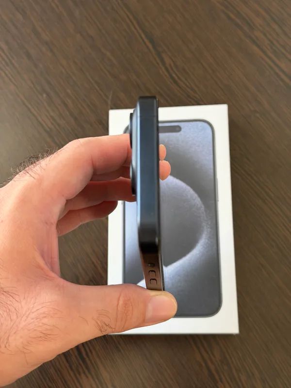 iPhone 15 Pro Titanium Blue 128GB 92% 2 iPhone 15 Pro Titanium Blue 128GB 92% 2