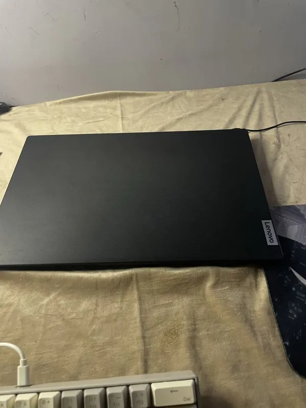 Srochna sotiladi lenovo v15 g4 amn 2