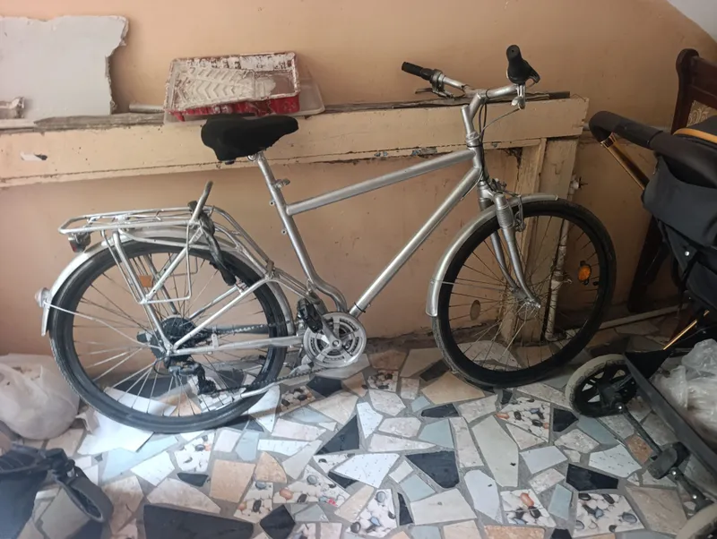 velosiped sotiladi holati yaxshi 4 velosiped sotiladi holati yaxshi 4