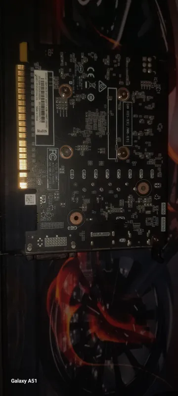 Видеокарта ZOTAC GTX105Ti 4GB 128BIT GDDR5 2 Видеокарта ZOTAC GTX105Ti 4GB 128BIT GDDR5 2