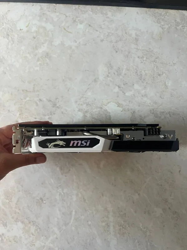 Видеокарта MSI GTX 1660 Ti 6 ГБ 3 Видеокарта MSI GTX 1660 Ti 6 ГБ 3