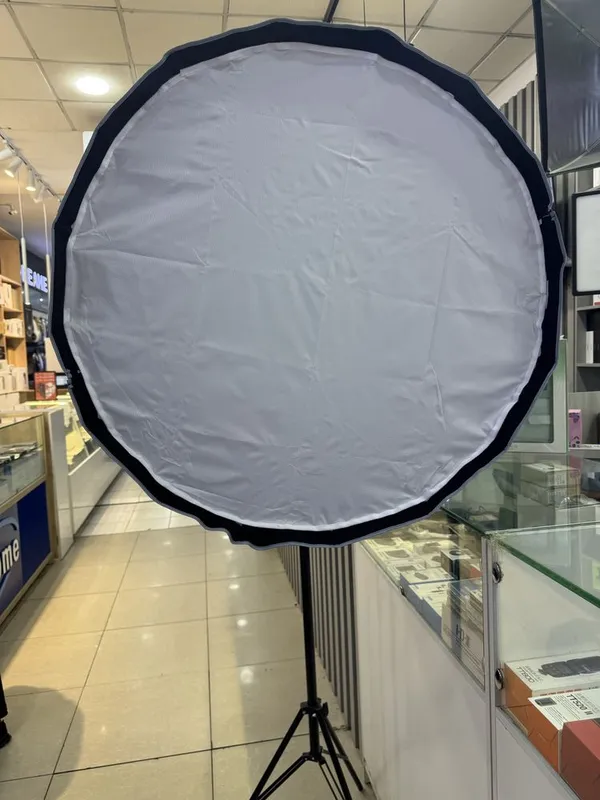 Softbox +400 w bi color + 2.8 metr shtativ 1