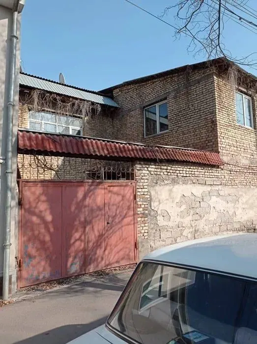 Сотилади Дом Мирабад Махаля под Застройку 2 сотки Фасад 15м — фото 3 Сотилади Дом Мирабад Махаля под Застройку 2 сотки Фасад 15м — фото 3