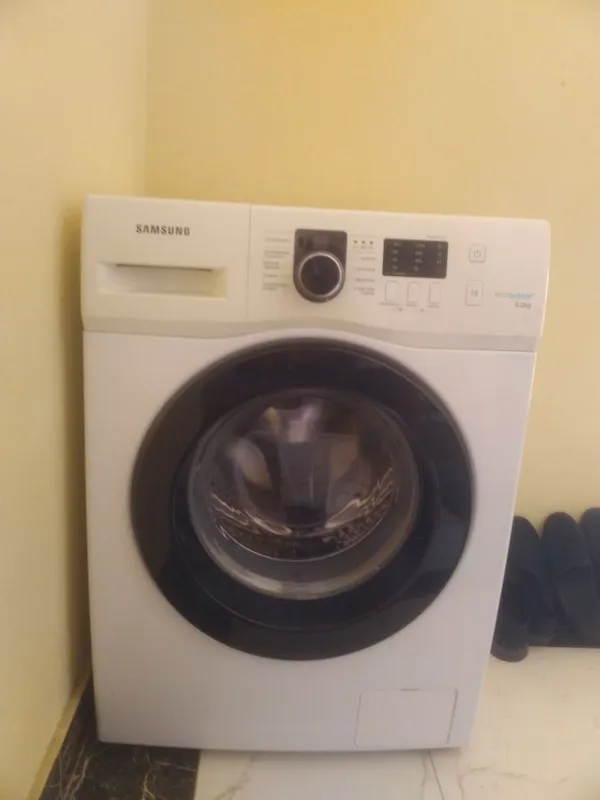 Кир йувадиган машинка Samsung 1