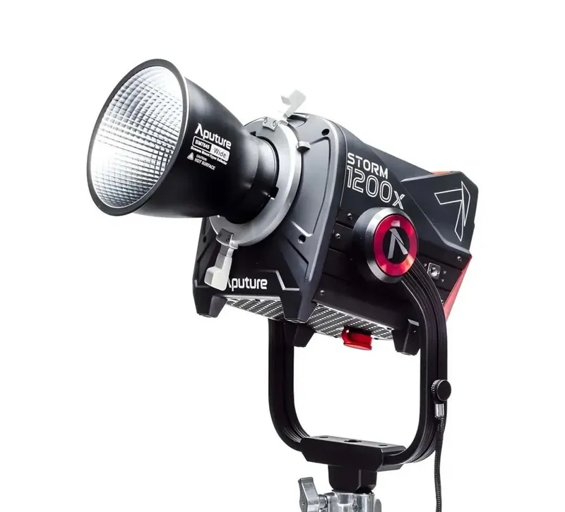Aputure Storm 1200x - Cinema LED Light 1 Aputure Storm 1200x - Cinema LED Light 1