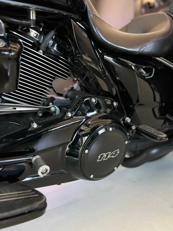 Harley Davidson Road Glide 2021 3