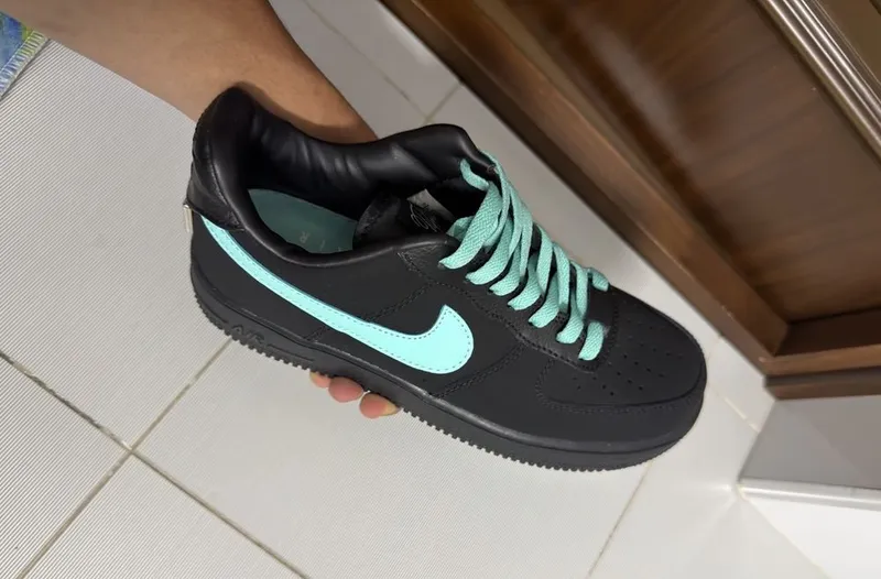 Кроссовки Airforce1 Tiffany 4 Кроссовки Airforce1 Tiffany 4