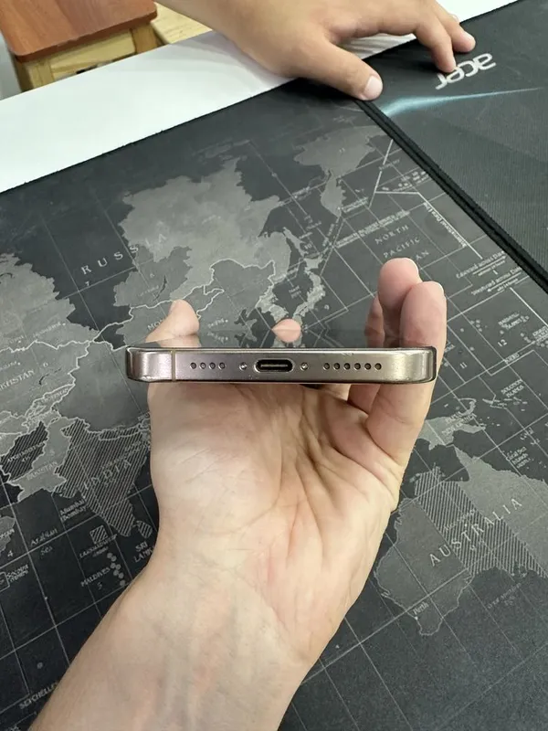 Iphone 16 pro max 5 Iphone 16 pro max 5