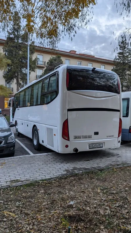 Туристический автобус — фото 1
