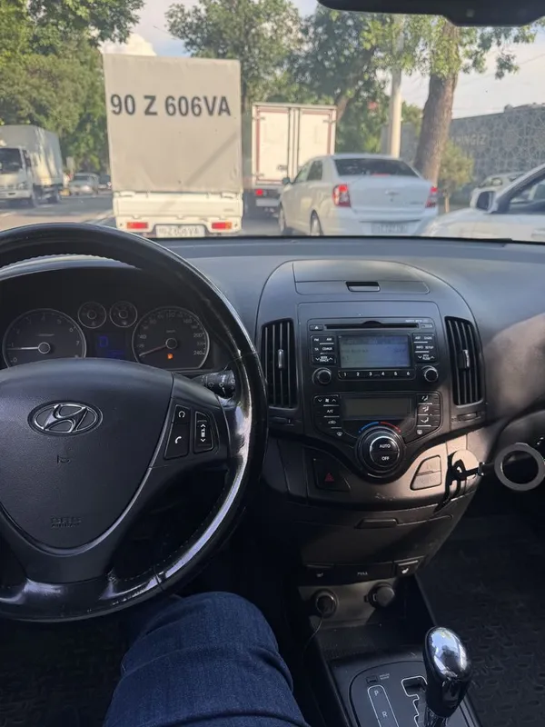 hyundai i30 2009- yil. avtomat karobka ideal xolatda — фото 4
