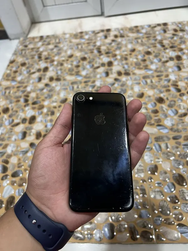 Iphone 7 32gb va iPhone 7 256gb sotiladi