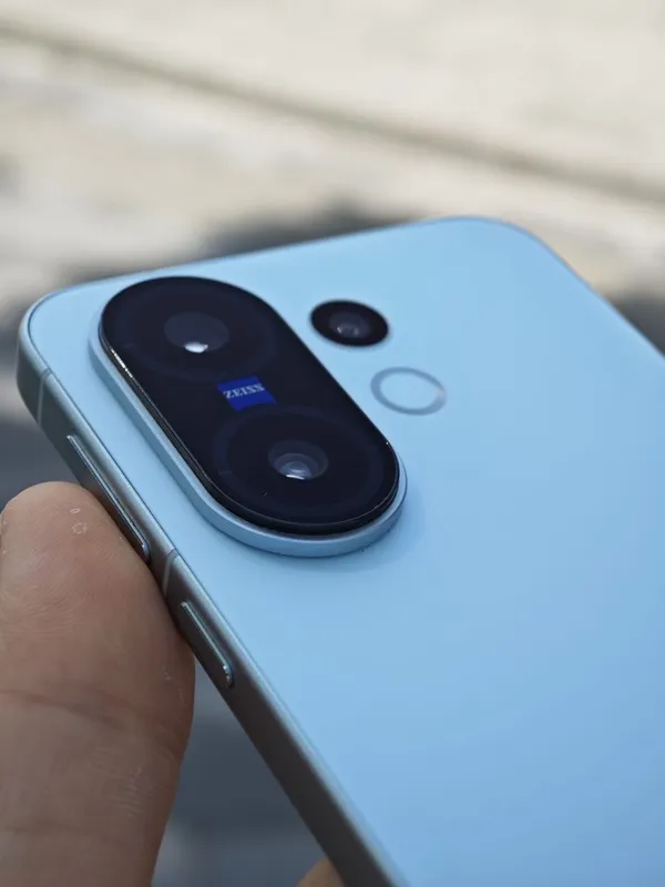 Vivo X200 FE Sotlad — фото 6