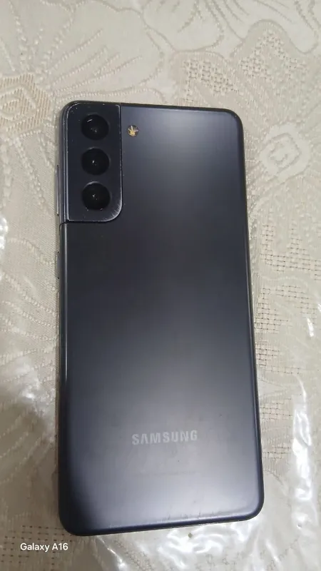 Samsung S 21 256GB xotira 3