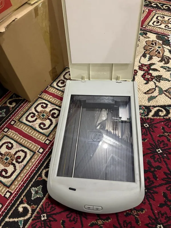 плоский сканер HP Scanjet G2410 — фото 1
