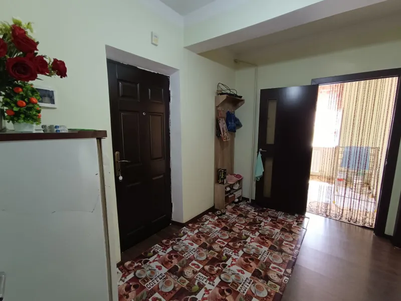 2/3/3 сотилади 42м² 2 2/3/3 сотилади 42м² 2