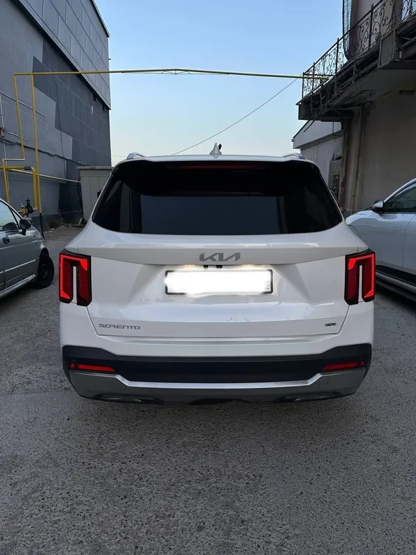 Kia Sorento 2.5L 7 orindiq — фото 3