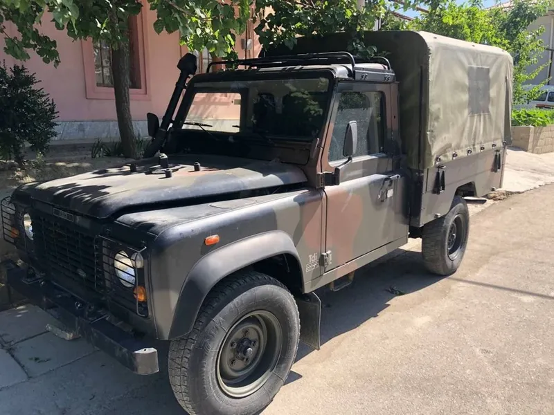 Land Rover Defender 110 продаётся 1