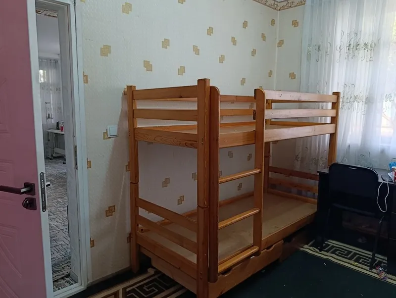 Двухъярусная кровать из дерева сосна 1