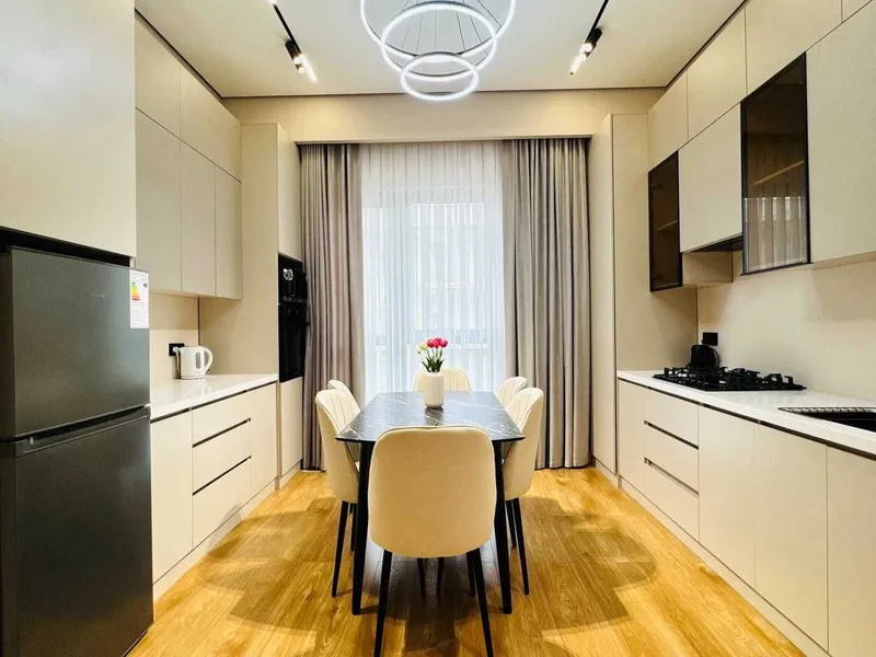 RENTING A 3-r luxury apartment in the RC Mirabad Avenue Oybek А2 — фото 3