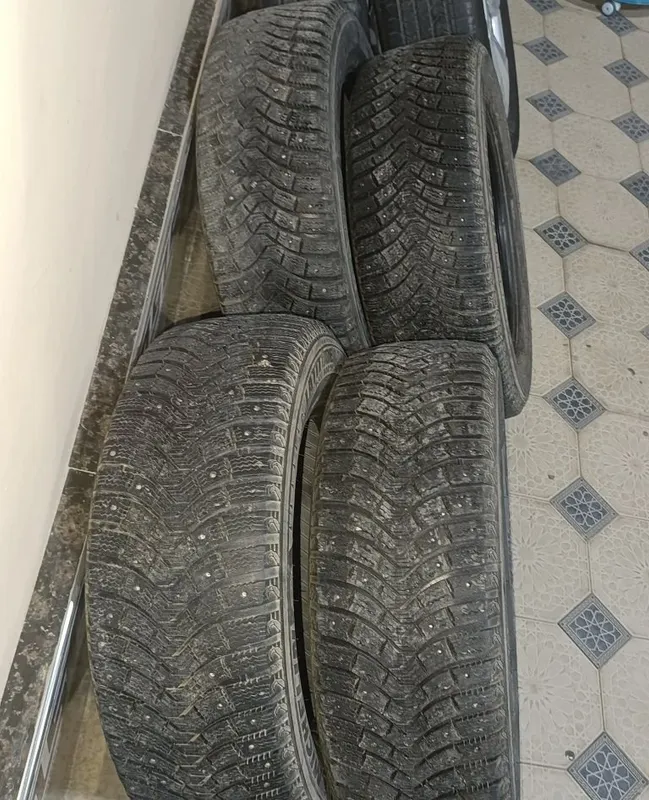 Продаются шины Michelin 6