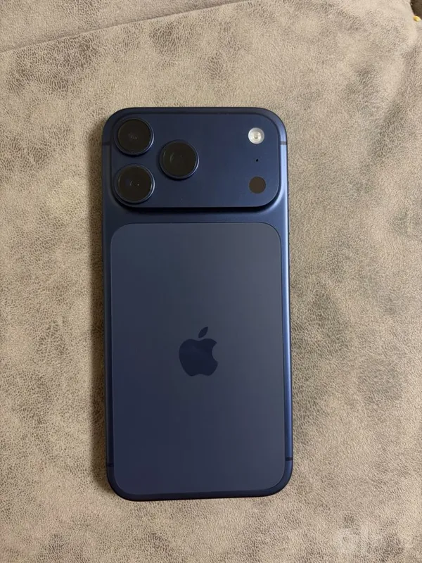 iPhone 17 Pro 256 ГБ, срочно 1 iPhone 17 Pro 256 ГБ, срочно 1