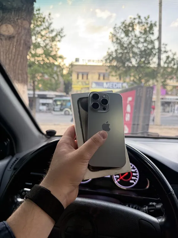 iPhone 15 Pro 256Gb 79% Ёмкость 1 iPhone 15 Pro 256Gb 79% Ёмкость 1