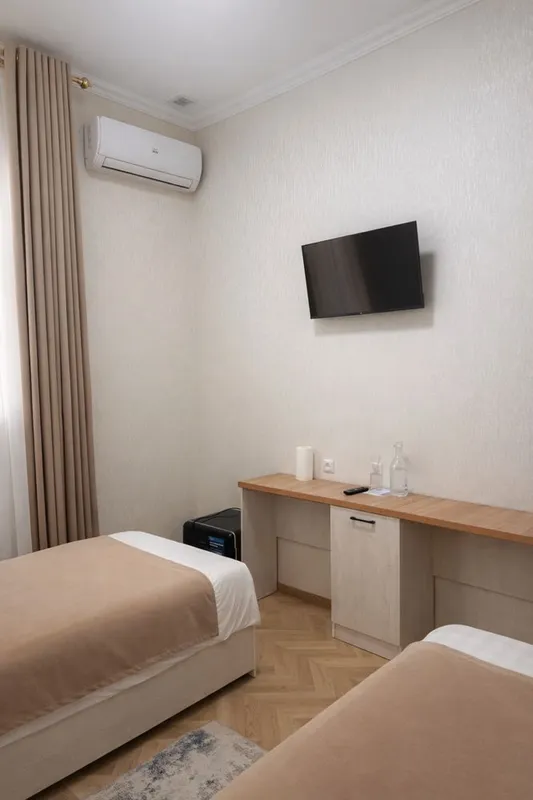 Гостиница. Двухместный номер в “Danexan Apa” Hostel. Город Нукус 2 Гостиница. Двухместный номер в “Danexan Apa” Hostel. Город Нукус 2