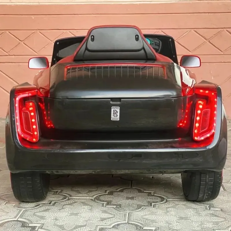 Детская машина Rolls Royce Phantom, электромобиль, новый в упаковке 4x4 5 Детская машина Rolls Royce Phantom, электромобиль, новый в упаковке 4x4 5