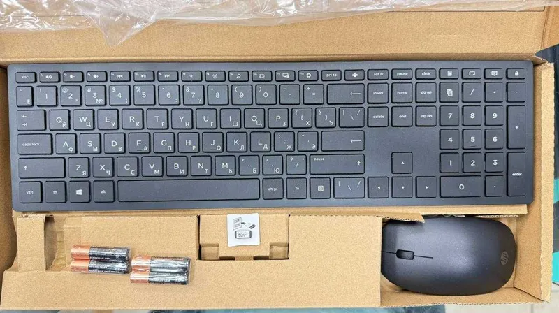 HP Pavilion Wireless Keyboard and Mouse 800 Rus ( White) (Black) — фото 2