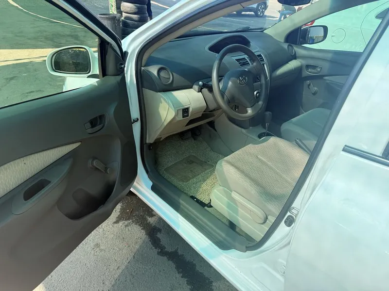 Toyota yaris 2012 yil GAZ bor 90l 6 Toyota yaris 2012 yil GAZ bor 90l 6