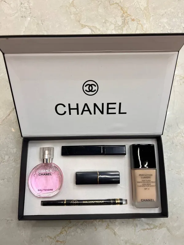 CHANEL NABOR