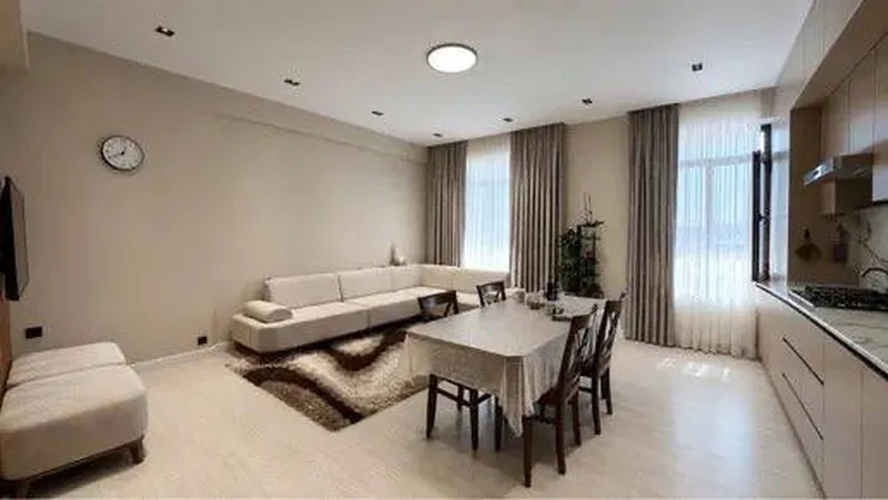 Yakkasaroyda 106 m², 4 xonali kvartira sotiladi 2