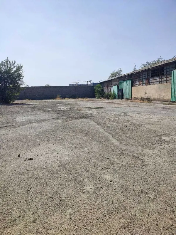 База ул.Муйнак 33-сот строения 816 м² склады цех офис заезд с дороги — фото 2
