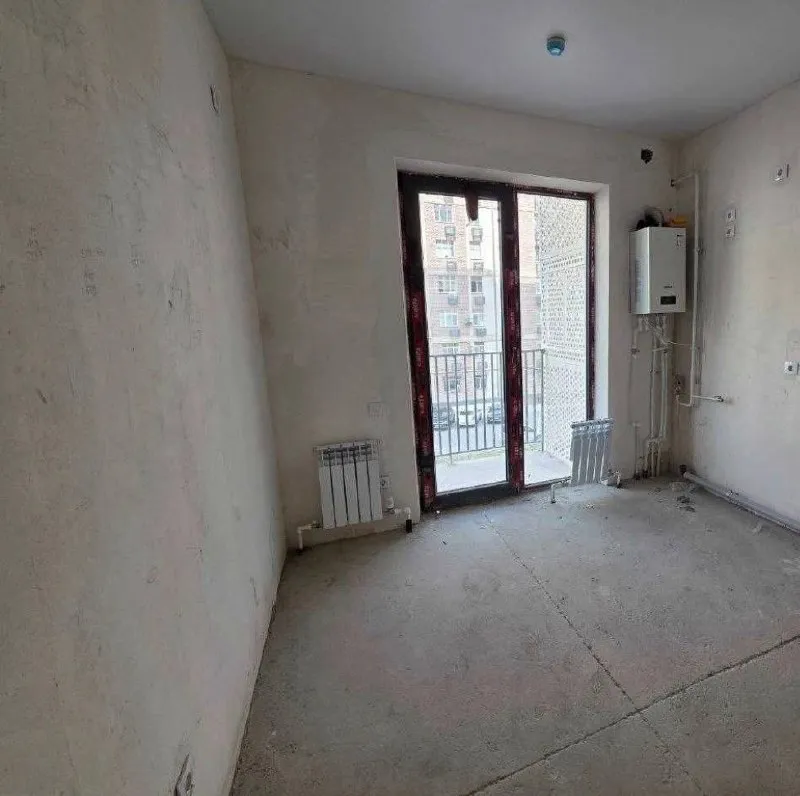 O'z Zamin turar joy majmuasida 1 xonali kvartira, white box, ochiq balkon 3