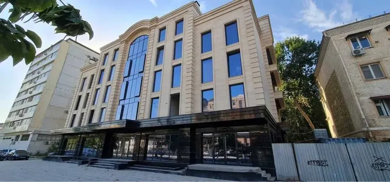 Продается Нежилое Здание В доль дороги | 1 Линия | Яккасарайский район — фото 1