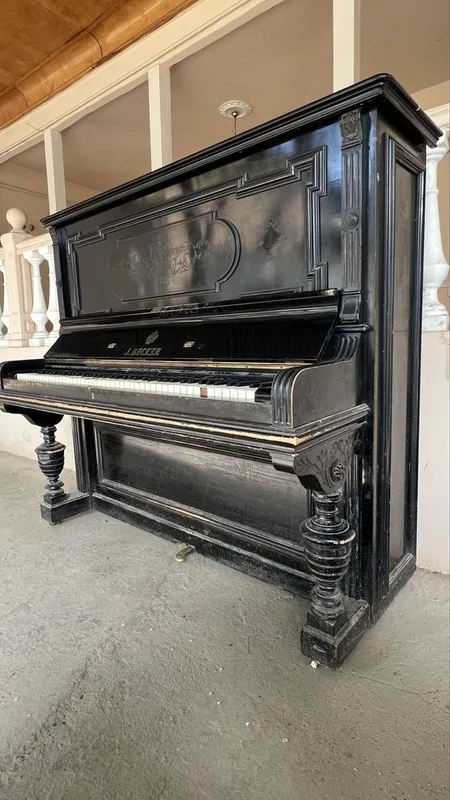 Upright J.Backer Pianino — фото 1