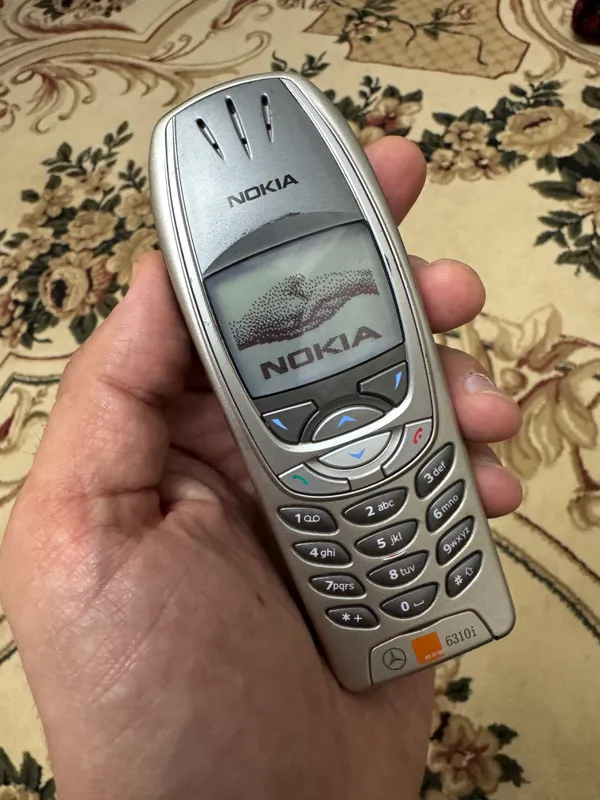Nokia 6310i сотилади