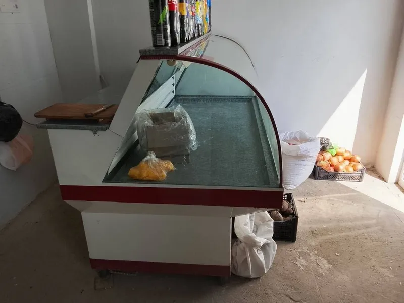 Vitrina haladelnik sotiladi 1